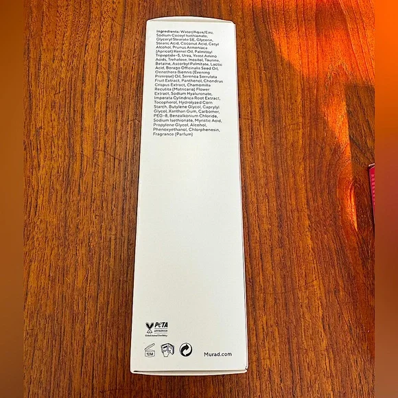 Murad Resurgence Renewing Cleansing Cream - Green and White - Picture 5 of 7